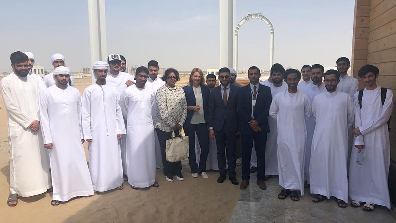 Кадровый ресурс Струнного транспорта Юницкого- студенты из ОАЭ знакомятся с Инновационным центром SkyWay в Шардже (1)